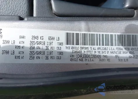 2020 Jeep Grand Cherokee Limited 4X2 z USA, uszkodzony, nr VIN 1C4RJEBGXLC265426